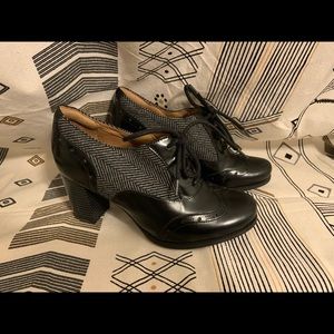 Oxford shoes